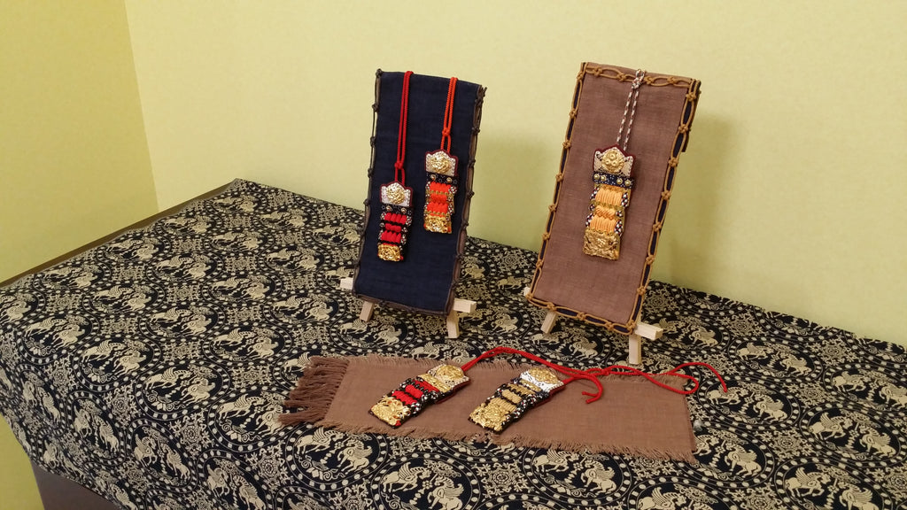 Kyoto-based Armor accessory Nikitama, made by traditional techniques of craftsmen of Kazari Armor.