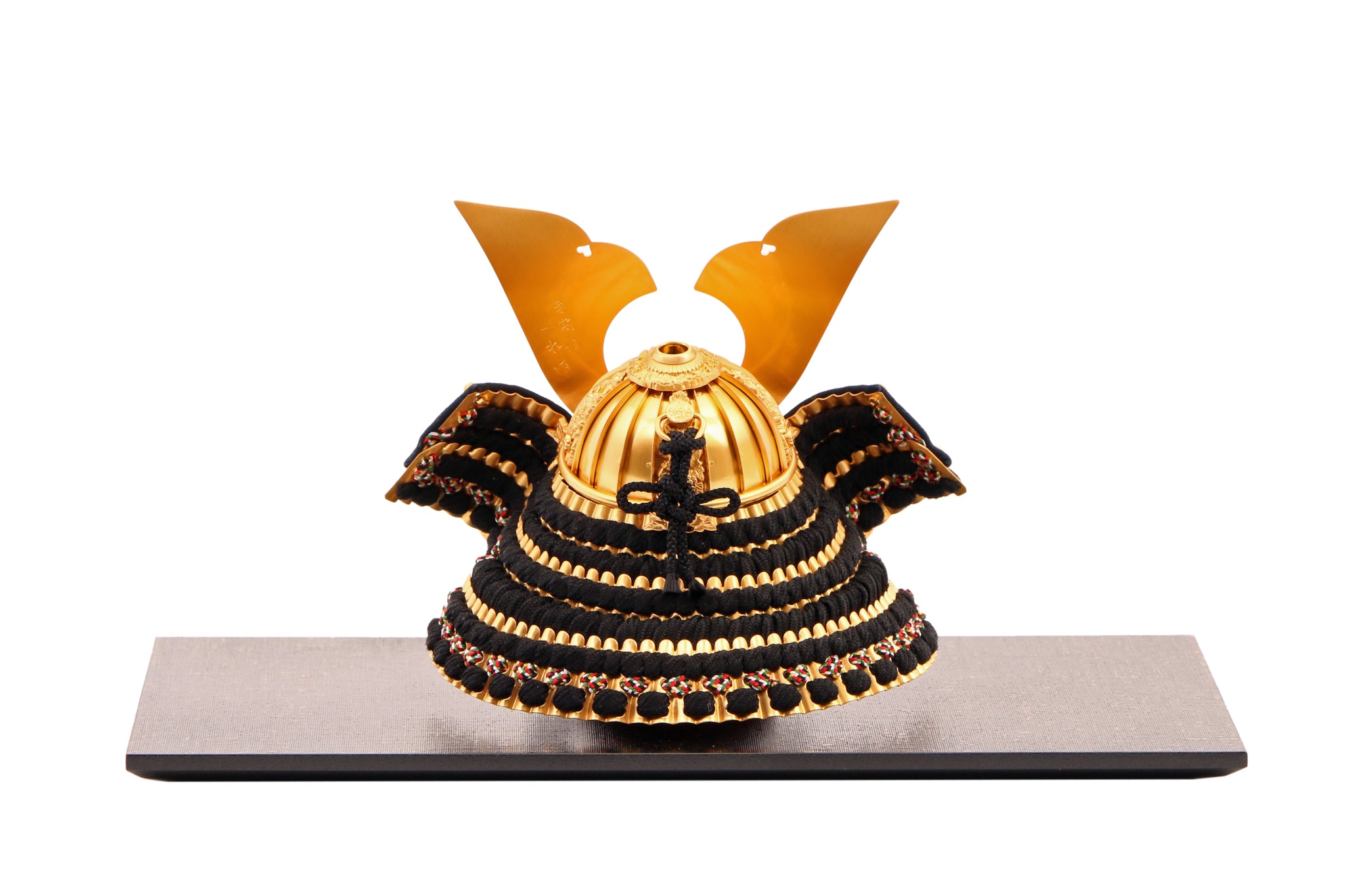 尾州藩士　江戸明治期　獅子顔形　手彫　大金具　銅製鍍金　骨董品 真鍮地 流水に獅子図縁頭｜現代物金具の販売 刀部 かたなべ – 刀